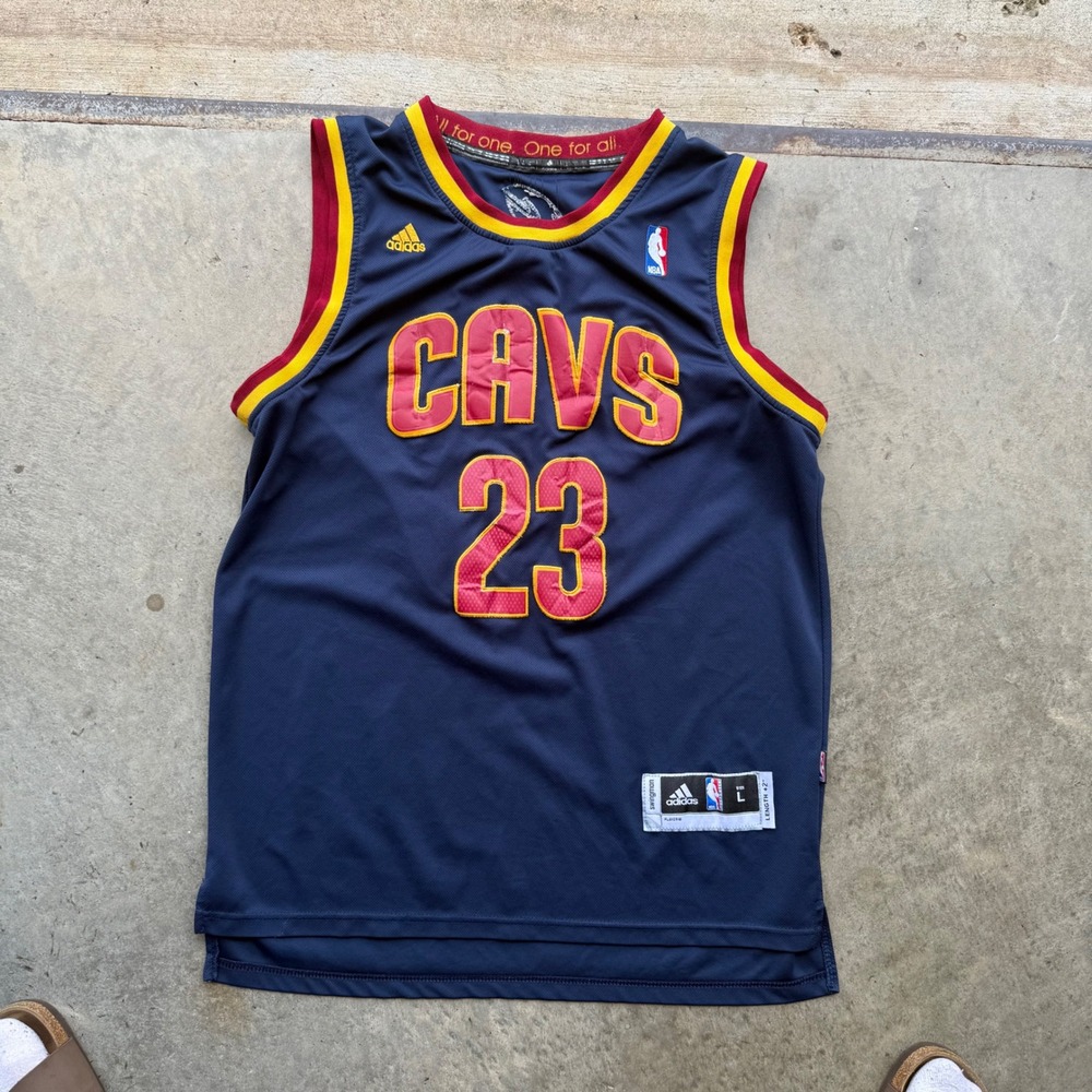 Adidas LeBron James Cleveland Cavaliers NBA Jersey Navy Blue Swingman Large 23